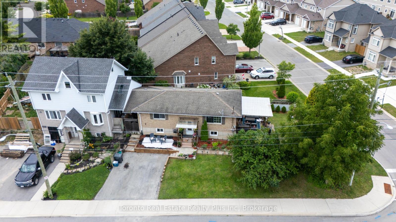 23 MOFFATT STREET - 2