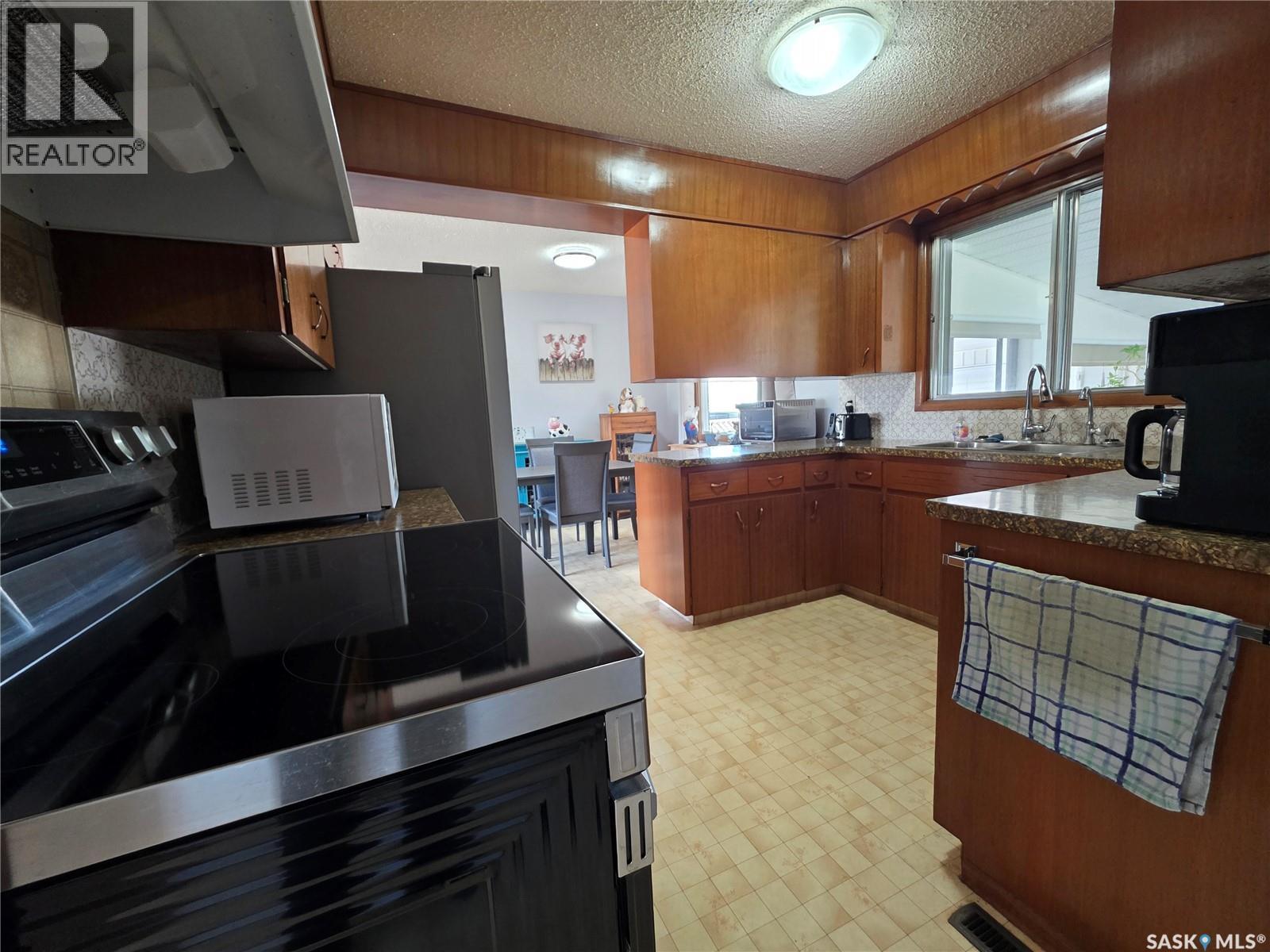 531 2nd AVENUE SE - Image 3