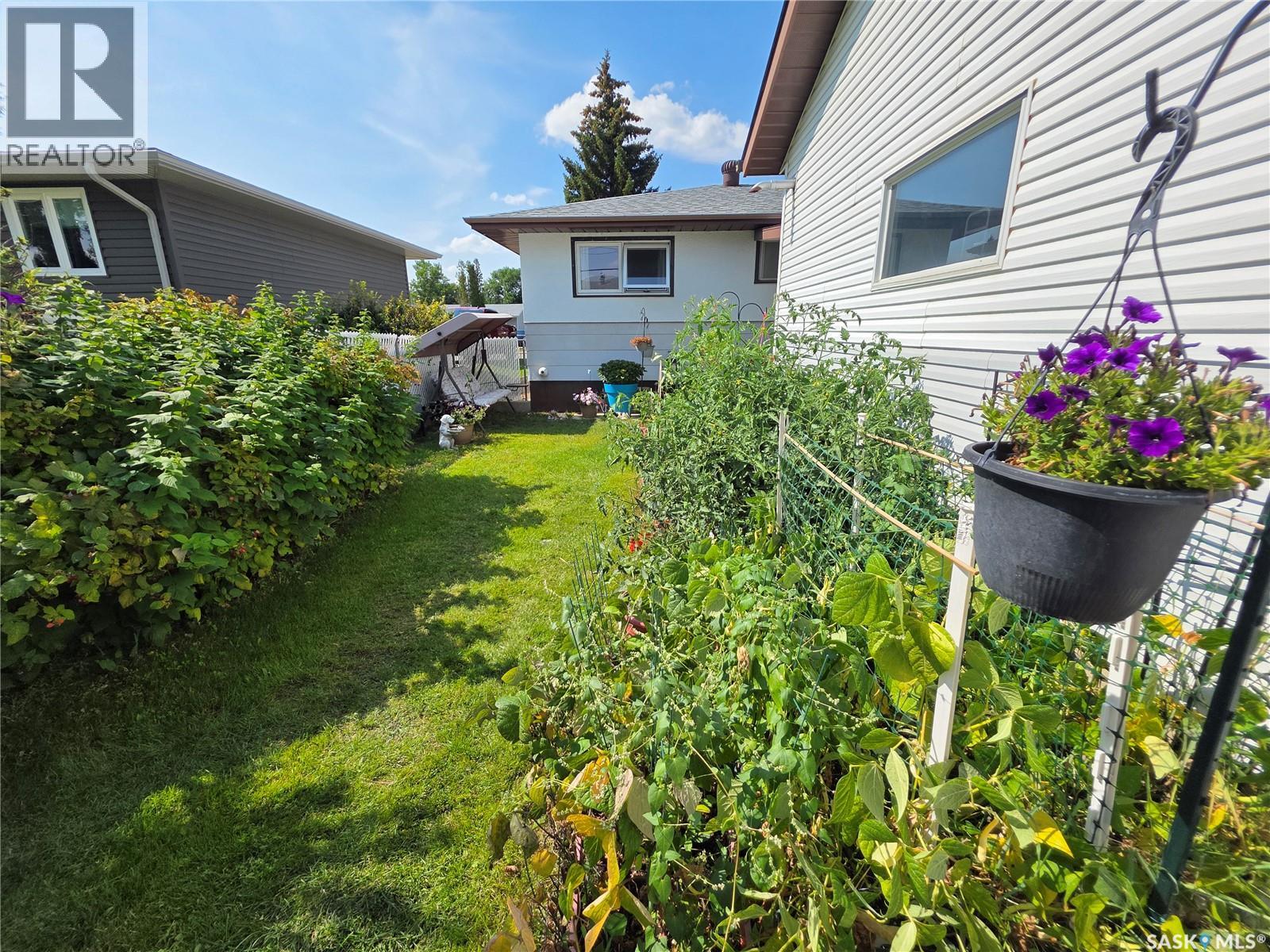 531 2nd AVENUE SE - Image 32