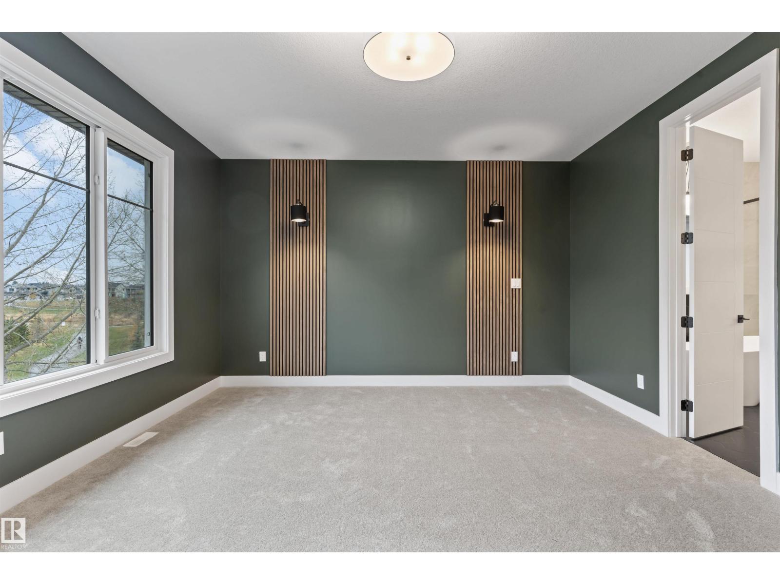 204 Falcon Crescent - 12