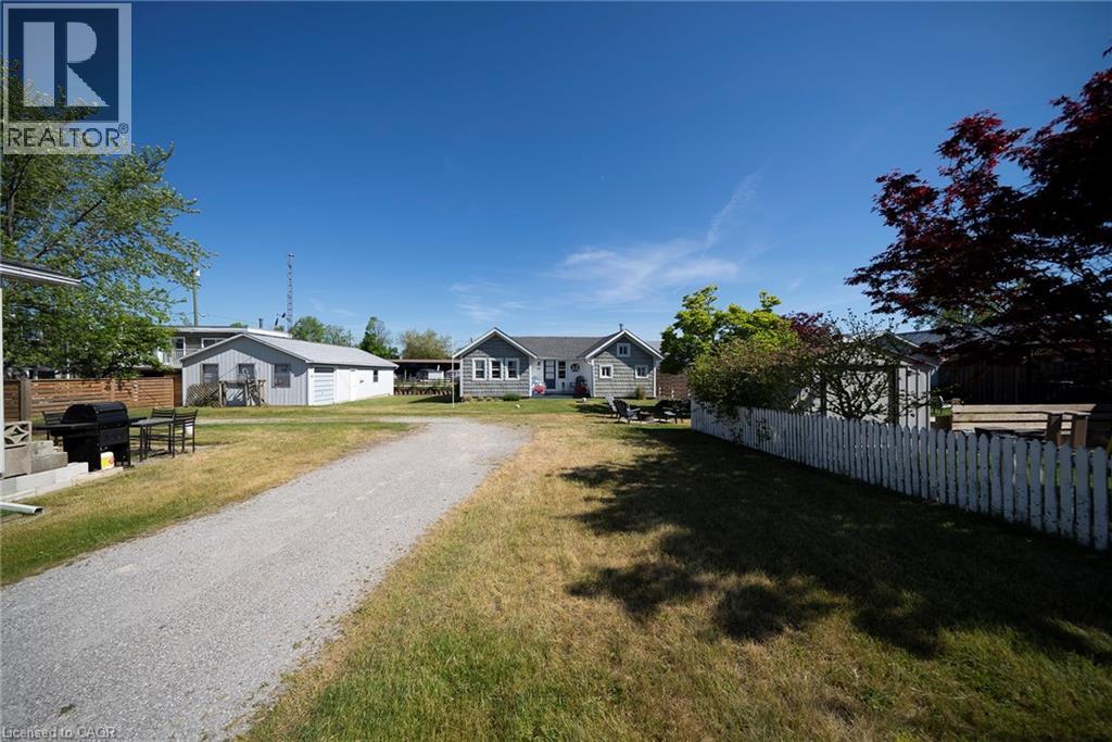 44 ERIE Boulevard - Image 7