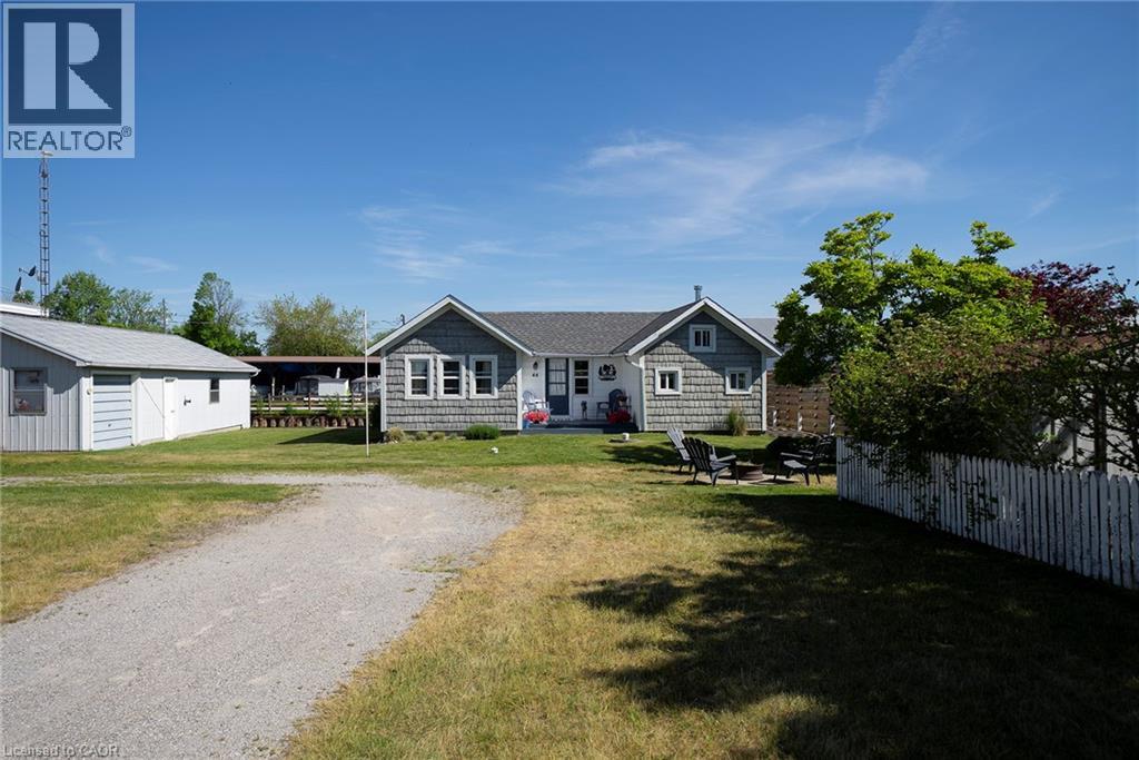 44 ERIE Boulevard - 33