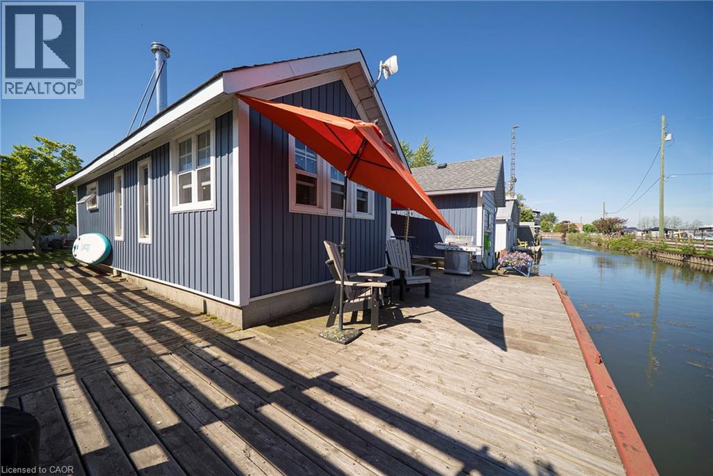 44 ERIE Boulevard - 35