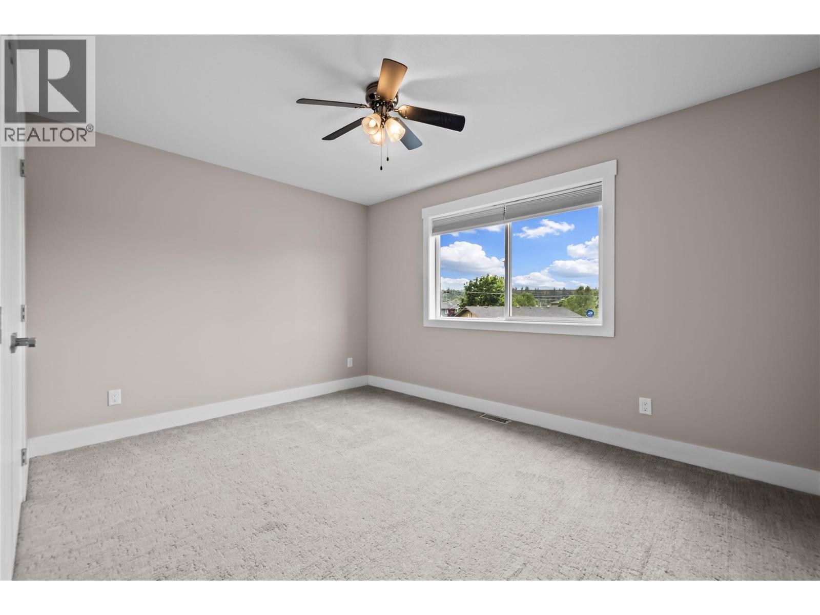 827 Juniper Road - Image 29