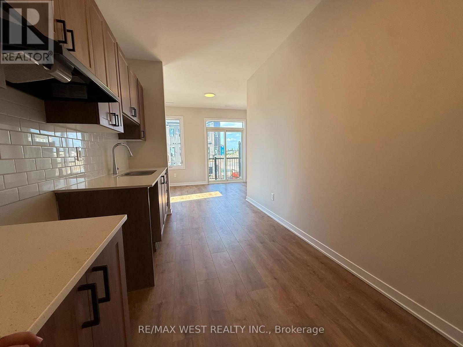3 Bed, 2 Bath House for Rent in Ottawa – 795 UTOPIE PRIVATE, Ottawa – MLS# X13659756 - Image 9