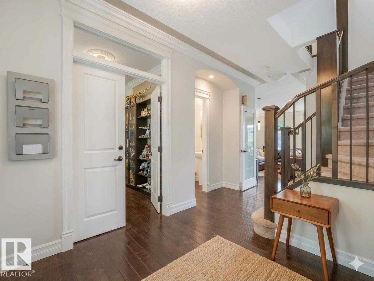 10230 148 ST NW, Grovenor, Edmonton photo 3