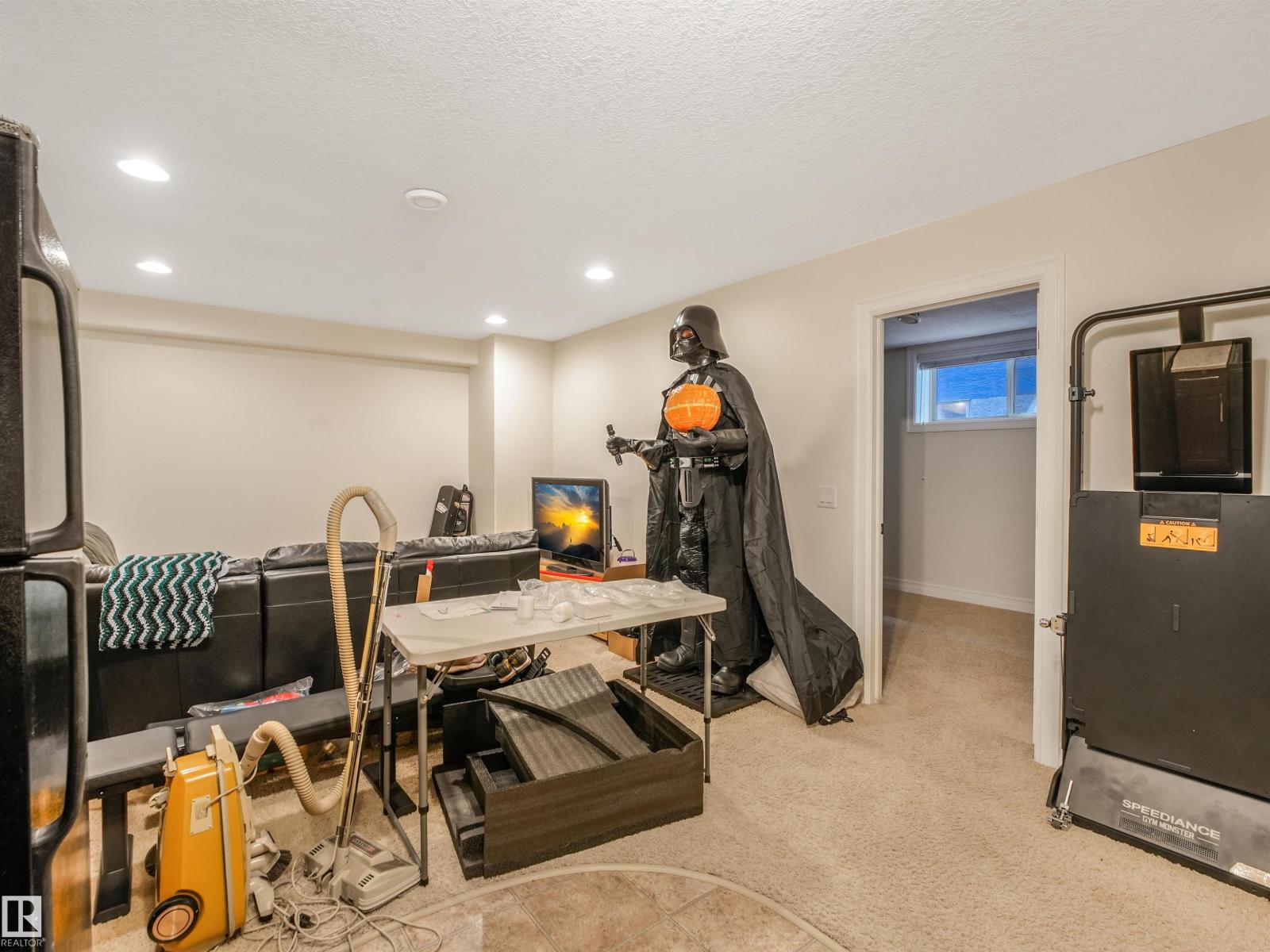 10230 148 ST NW - 35