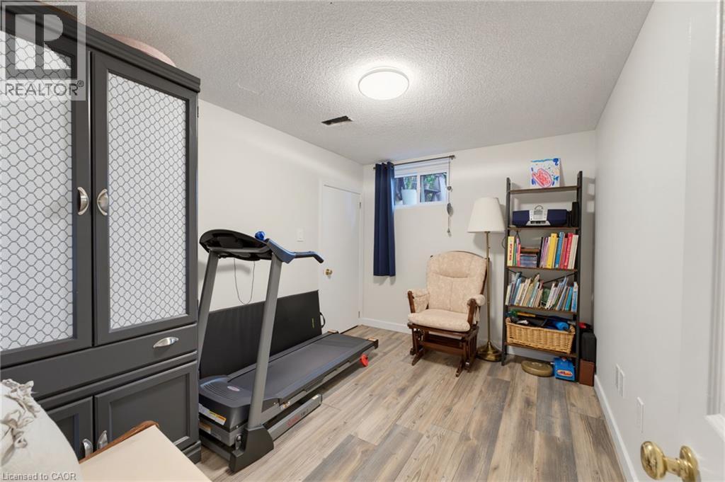 66 SCRIMGER Avenue - Image 24