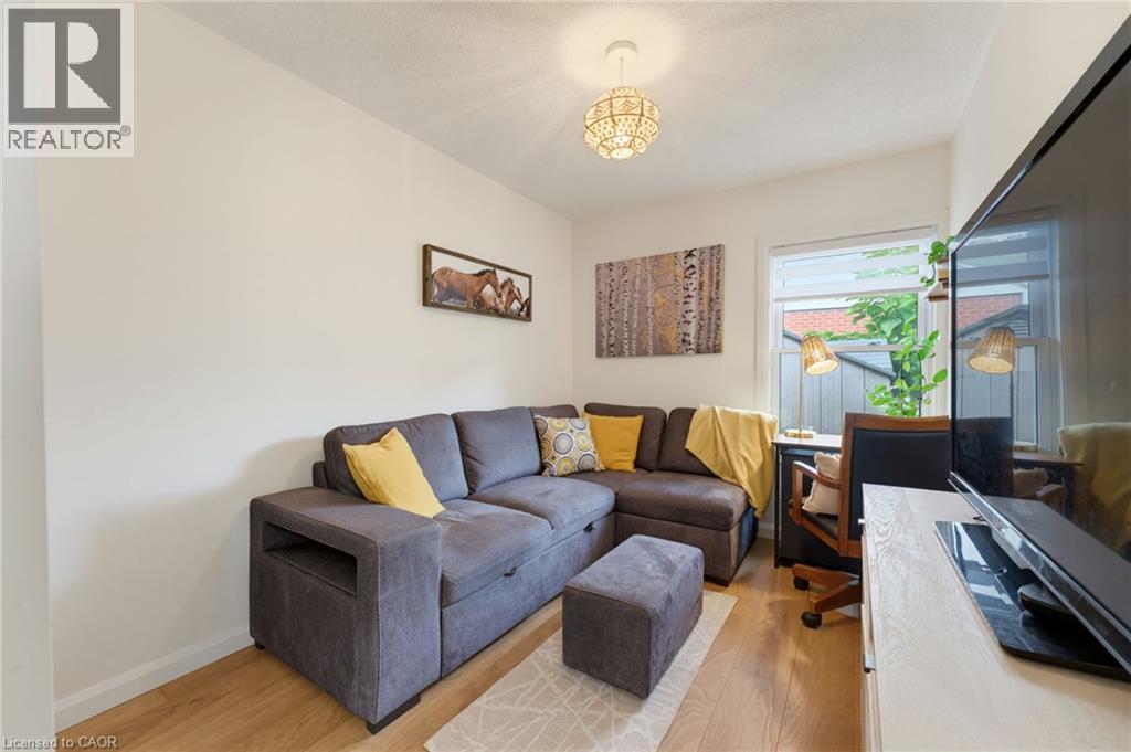 66 SCRIMGER Avenue - Image 16