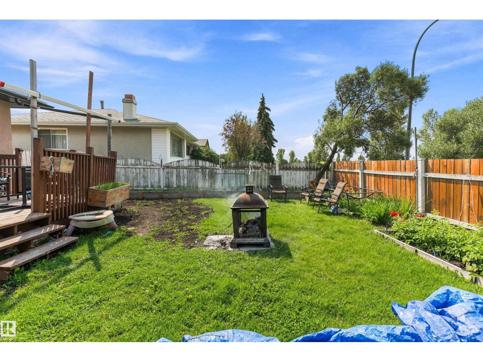 5815 136 AV NW - 40