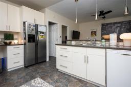 803 Leola Street, Winnipeg, MB R2C1J2 Photo 8