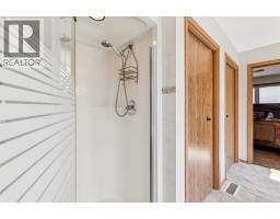 271154 Range Road 285, Rural Rocky View County, AB T4B2A4 Photo 29