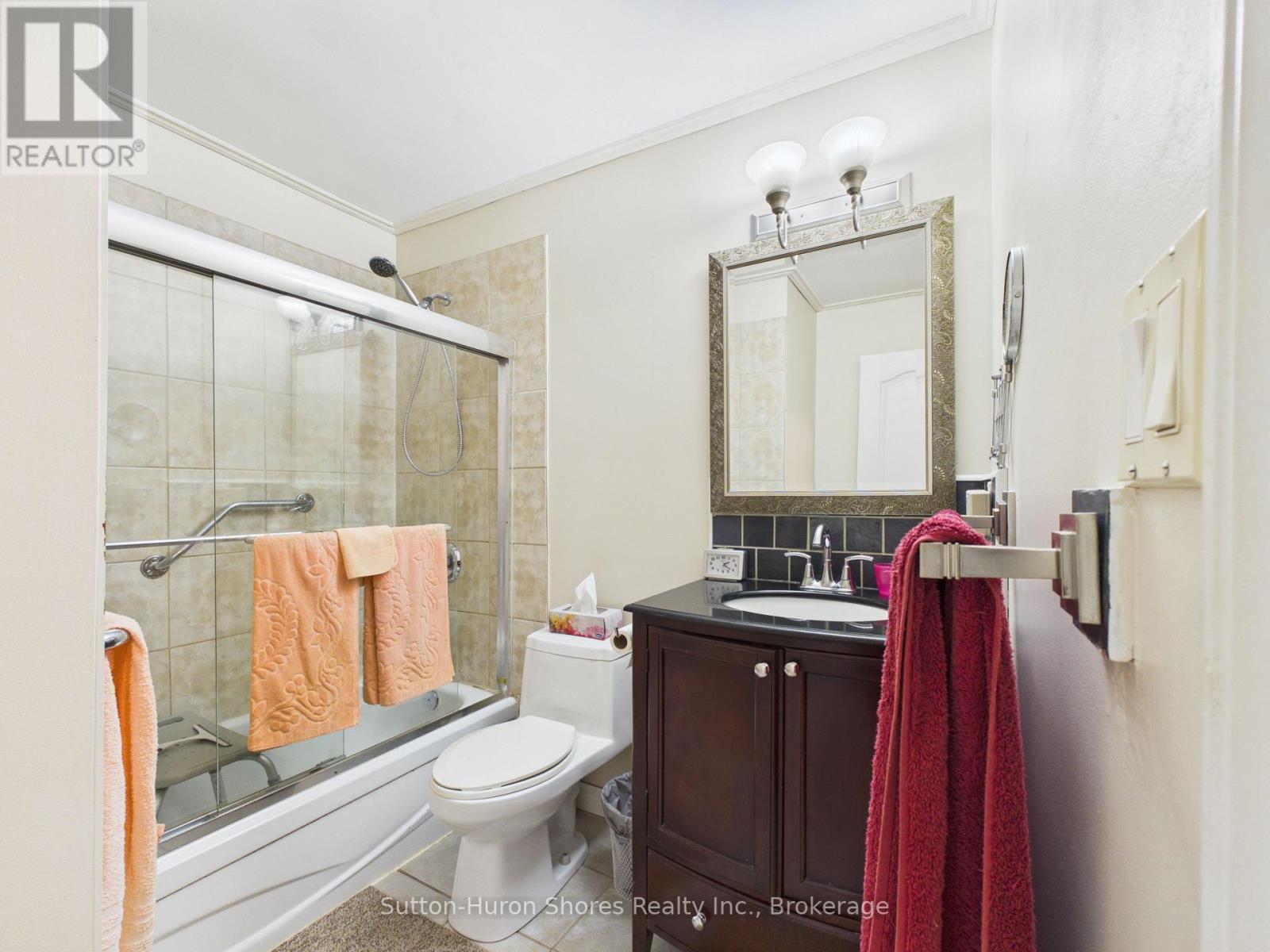 793 RUBY STREET - Image 14