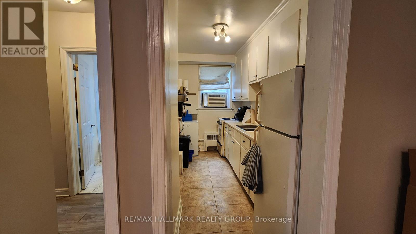 1 Bed, 1 Bath House for Rent in Ottawa – 1 – 234 FRANK STREET, Ottawa – MLS# X13681204 - Image 12