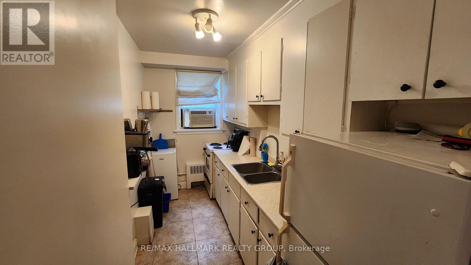 1 Bed, 1 Bath House for Rent in Ottawa – 1 – 234 FRANK STREET, Ottawa – MLS# X13681204 - Image 13