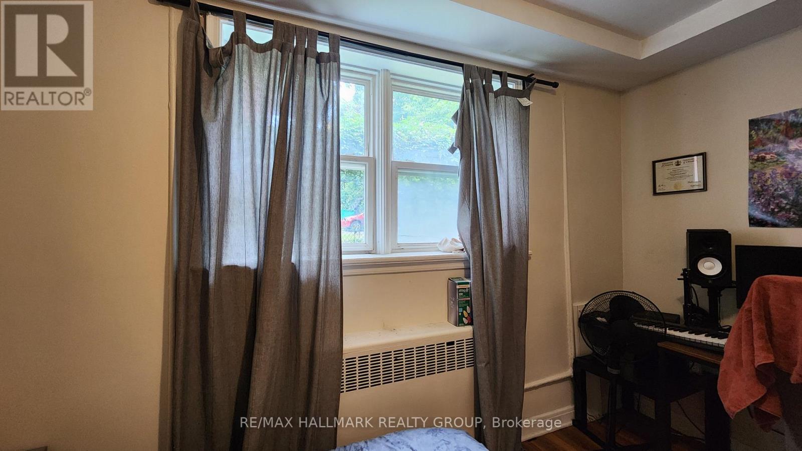 1 Bed, 1 Bath House for Rent in Ottawa – 1 – 234 FRANK STREET, Ottawa – MLS# X13681204 - Image 16