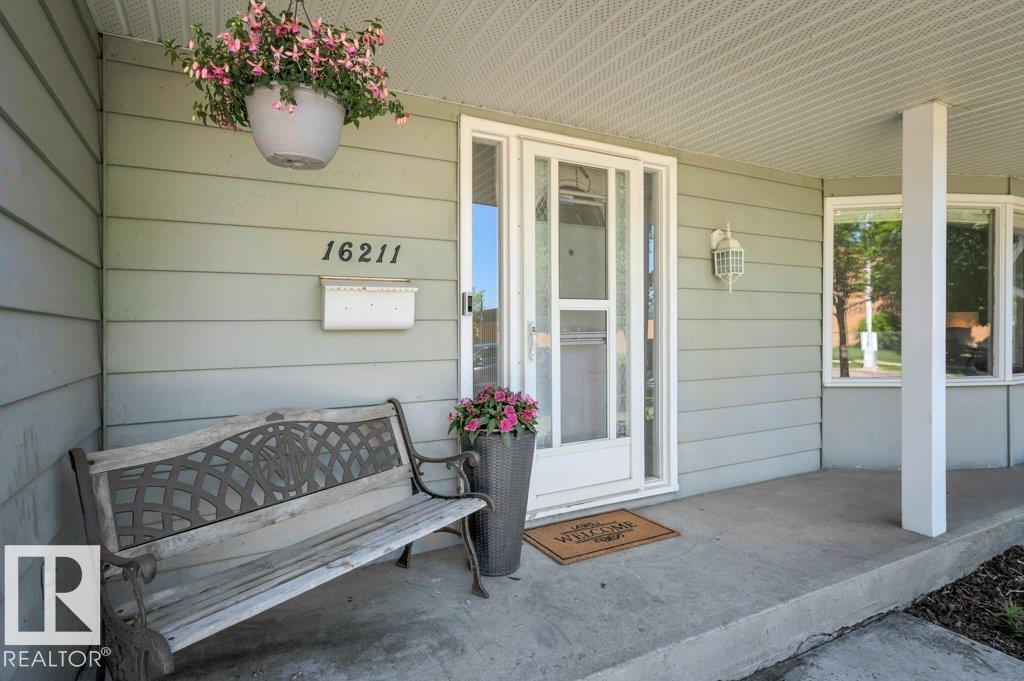16211 78 AV NW, Patricia Heights, Edmonton photo 4