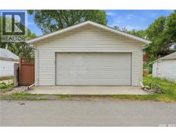 3208 Victoria Avenue, Regina, SK S4T1L4 Photo 35