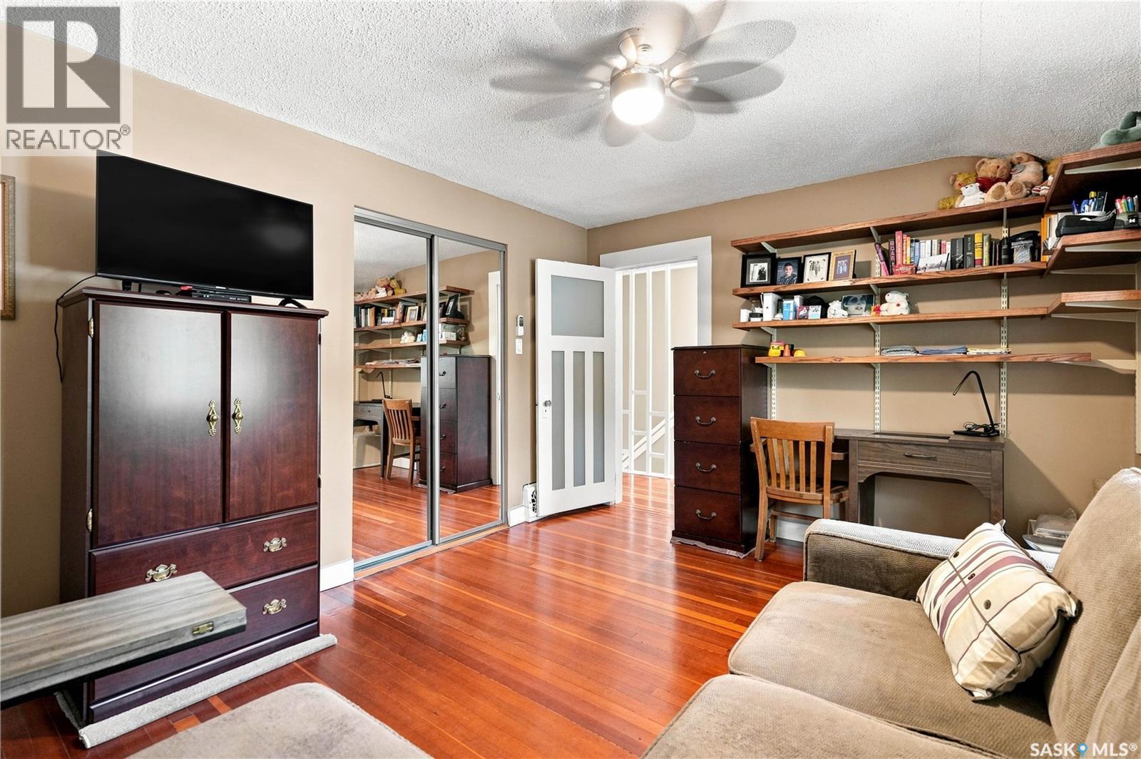 3208 Victoria AVENUE - 25