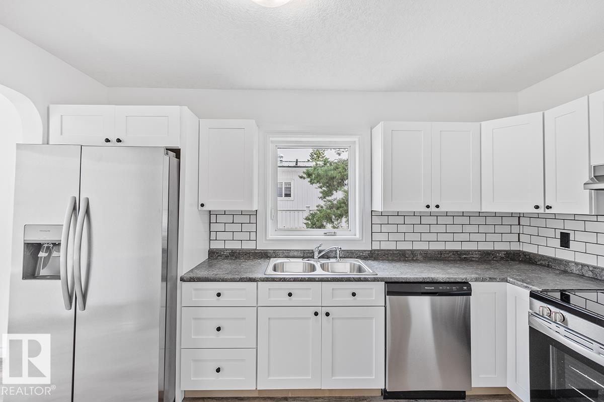4808 45 AV - Image 15