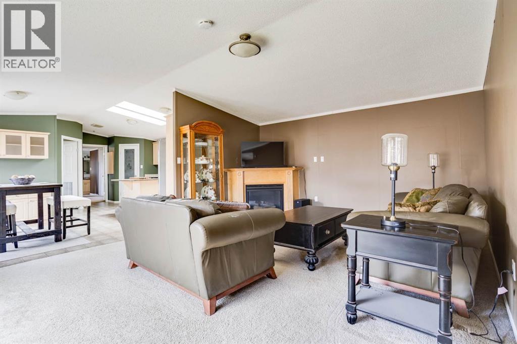 125 Elm Street - Image 3