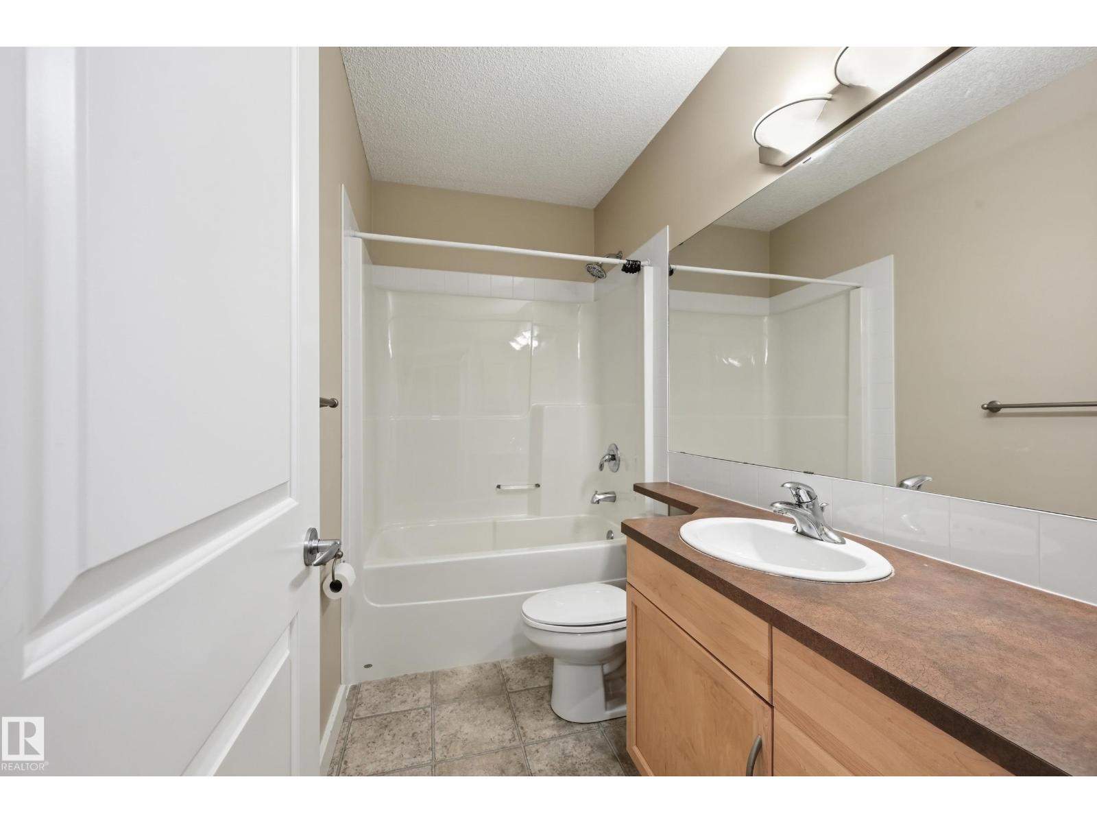 1320 KAPYONG AV NW - Image 38