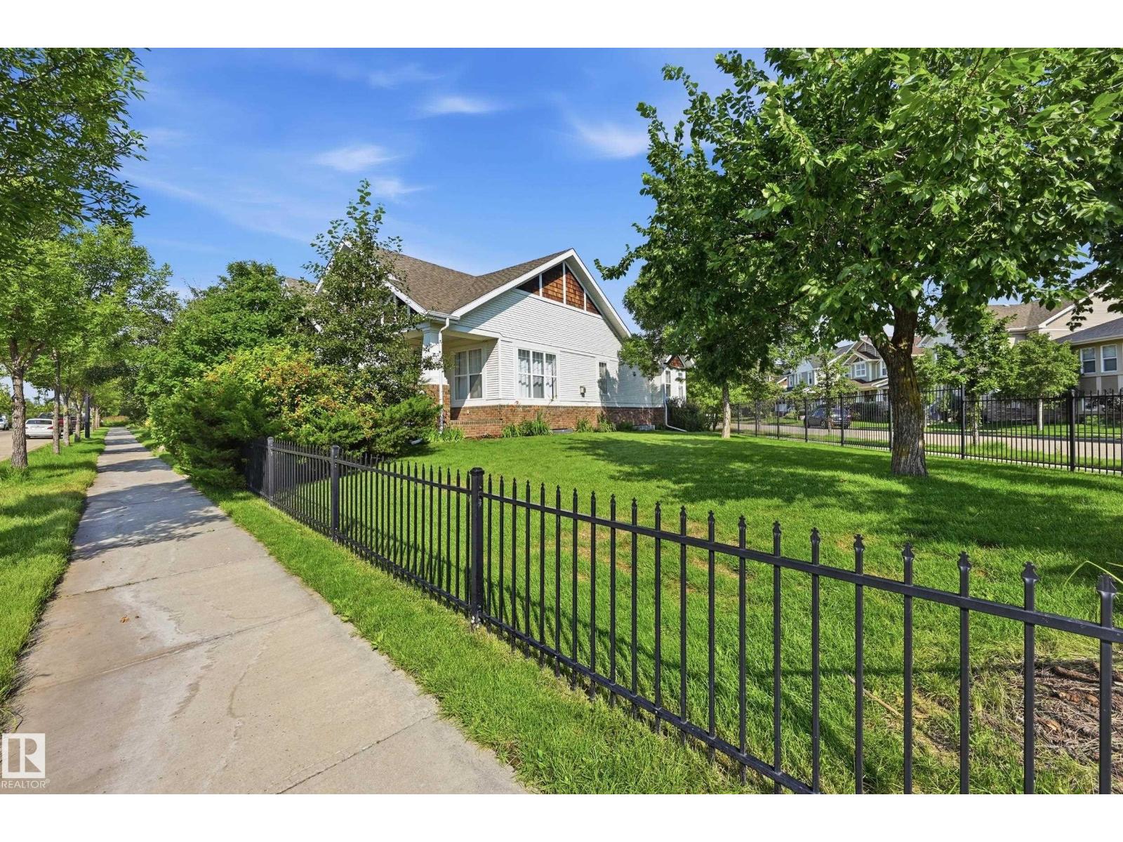 1320 KAPYONG AV NW - Image 42