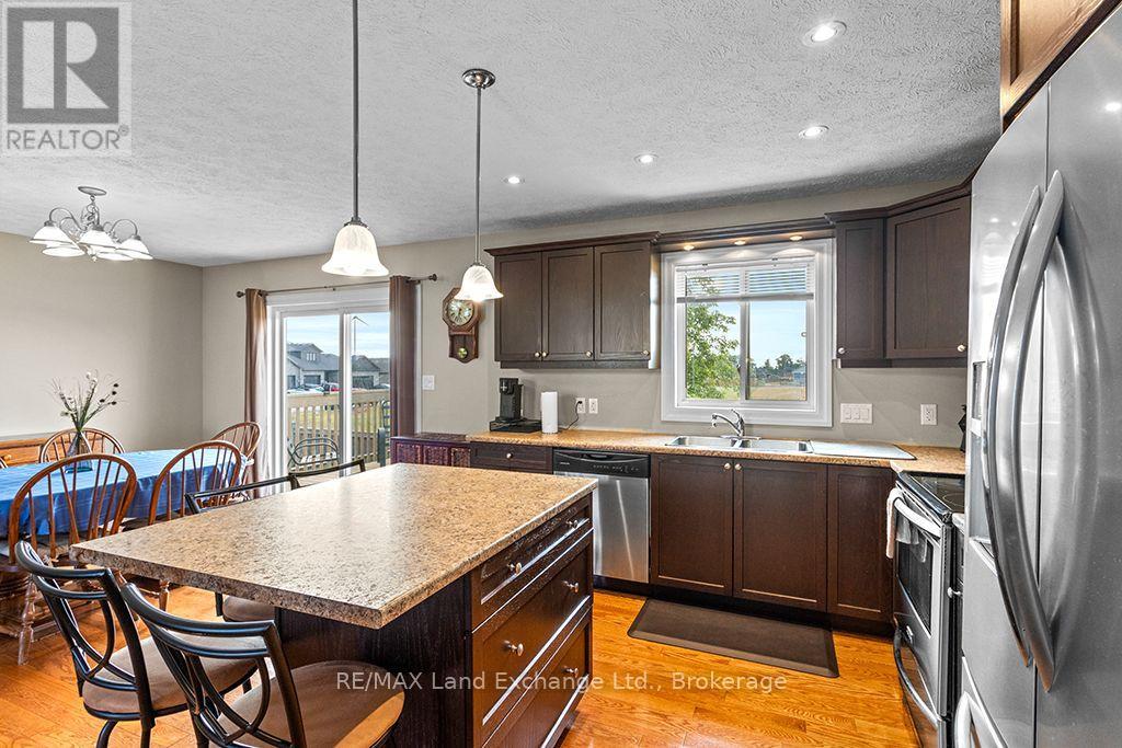 298 STICKEL STREET - Image 11