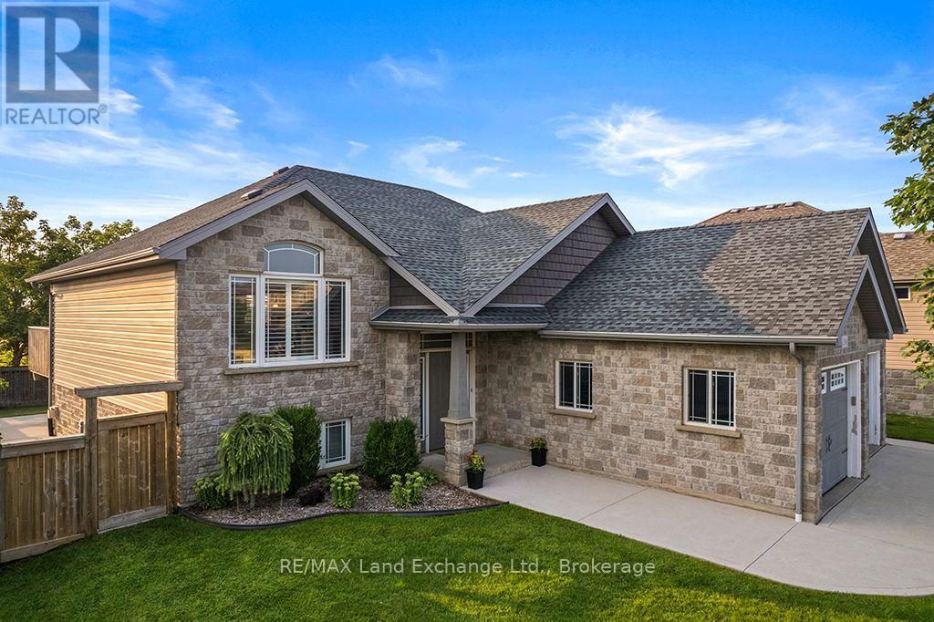 298 STICKEL STREET - Image 47