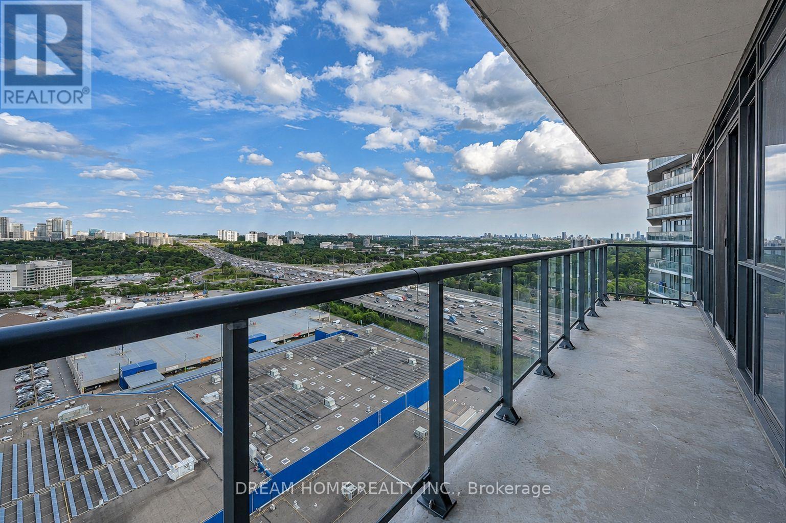 #2608 121 MCMAHON DRIVE - 31