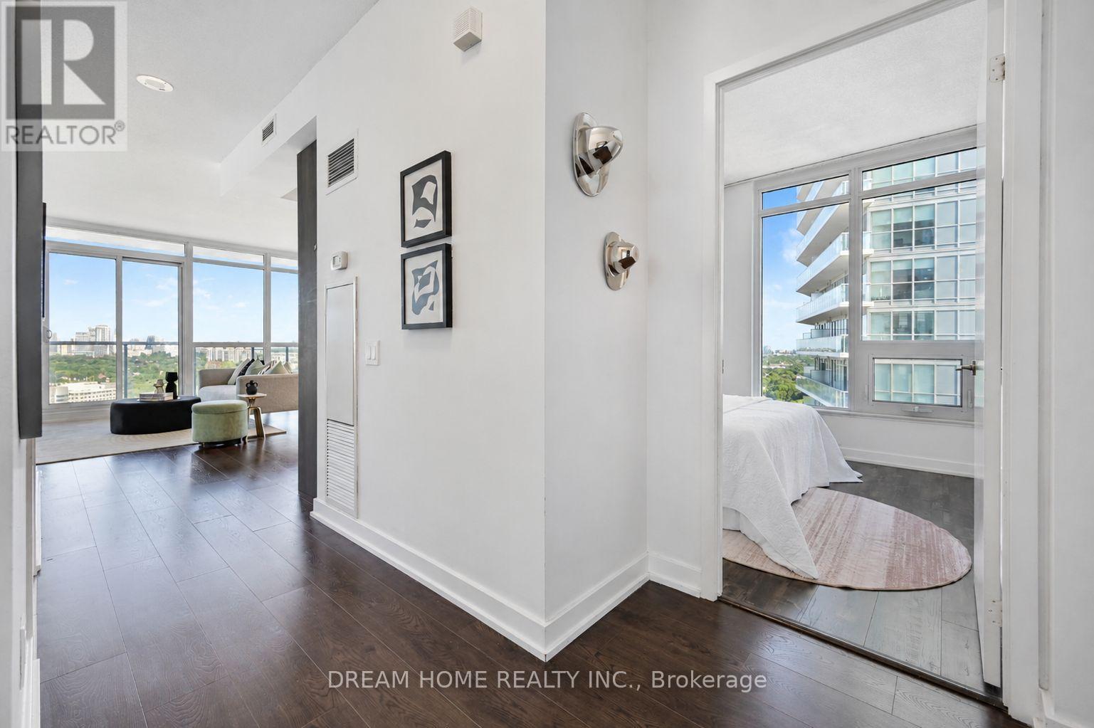 #2608 121 MCMAHON DRIVE - 5