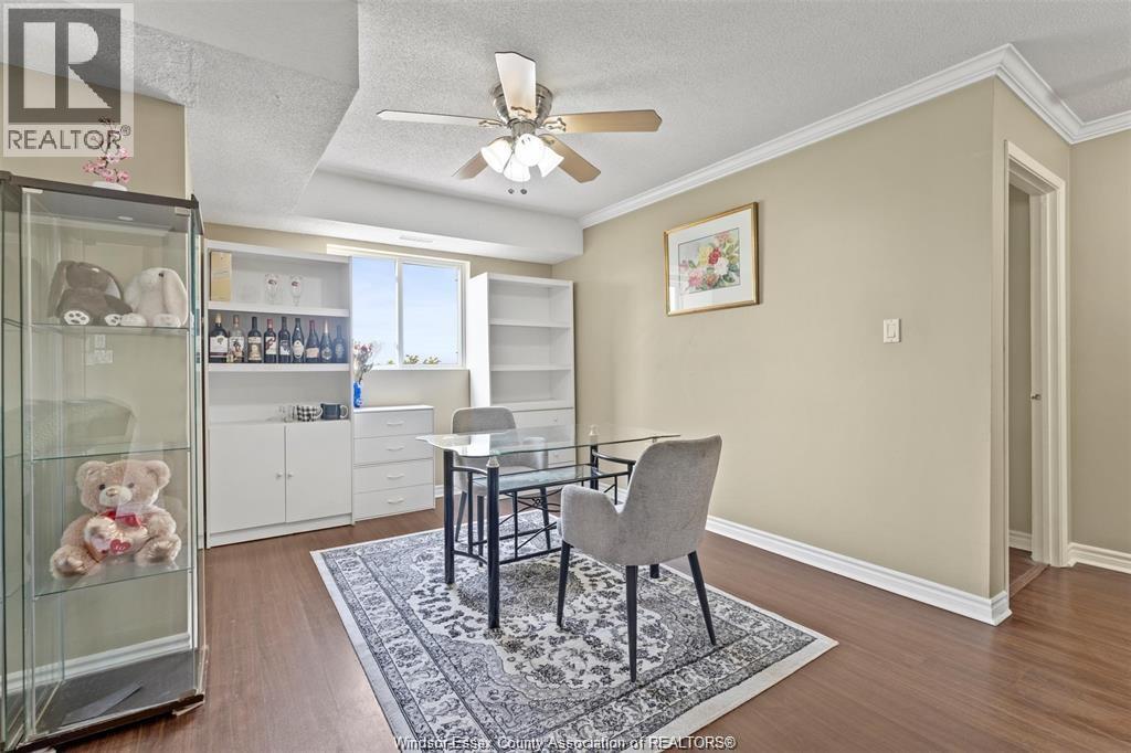 #306 3000 SANDWICH STREET - Image 5