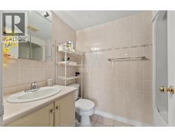 3000 Sandwich Street Unit# 306, Windsor, ON N9C4G3 Photo 21