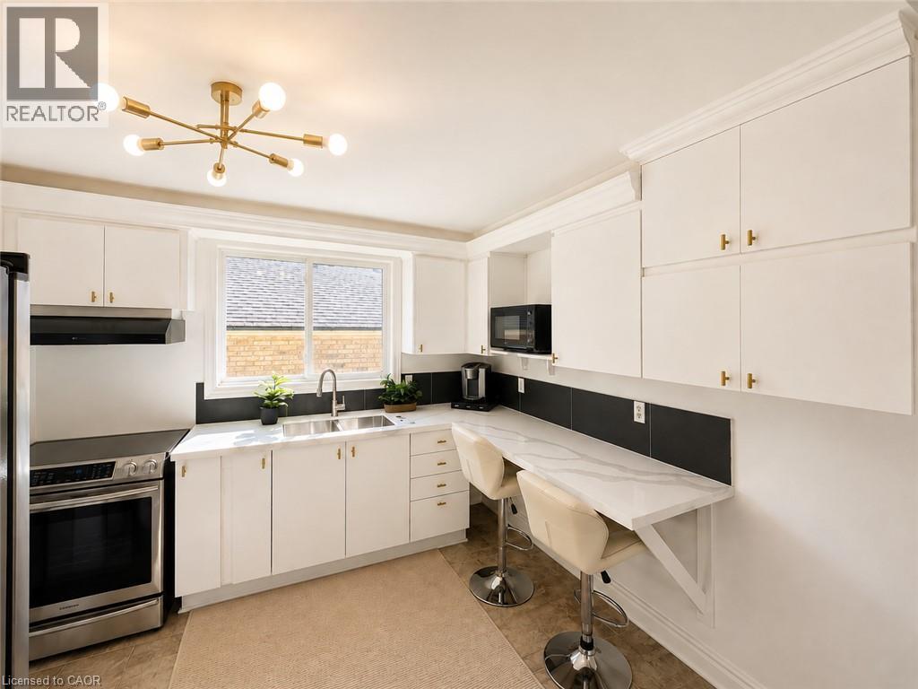 84 ELGAR Avenue - Image 4