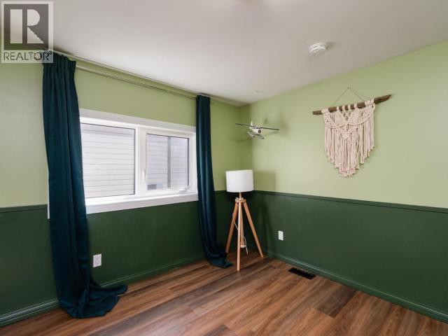 6 EBONY PLACE - 18