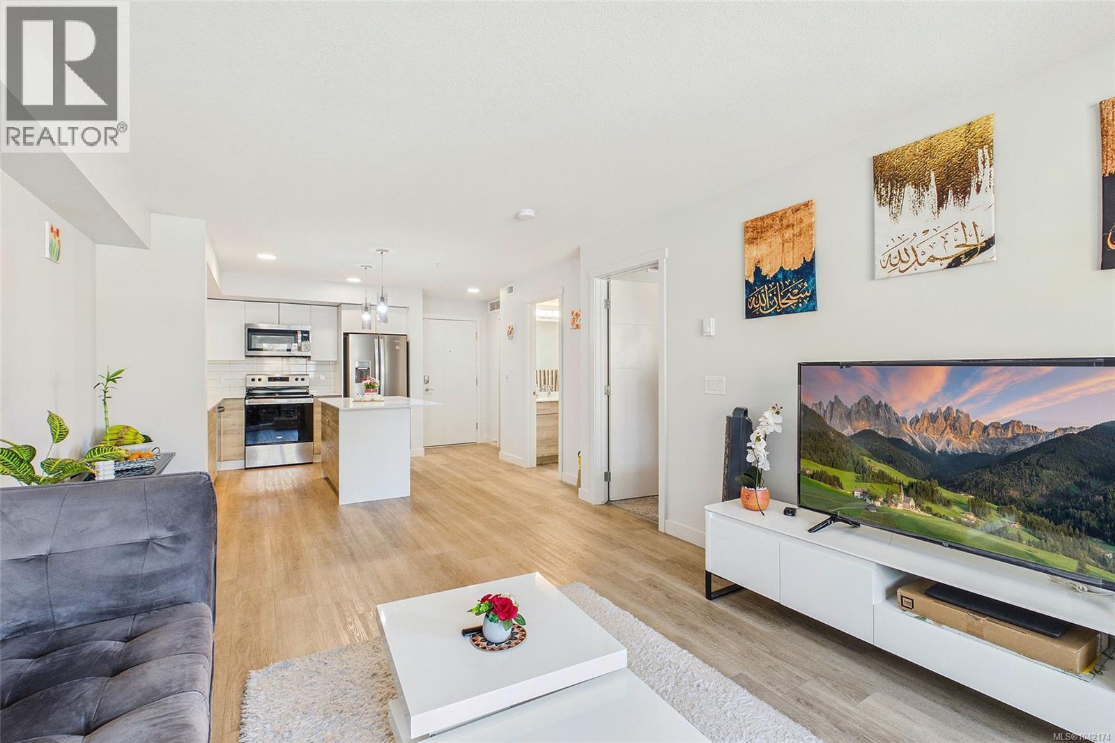 #204 4820 Cedar Ridge Pl - Image 13
