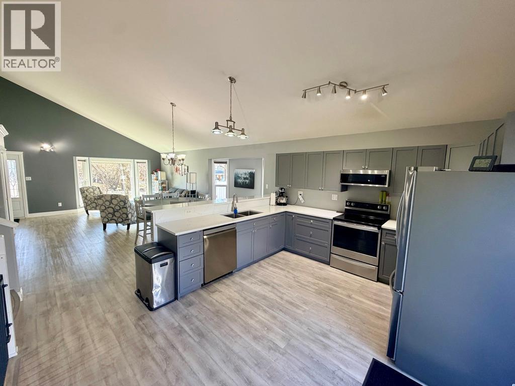 1708 89 Avenue, Dawson Creek