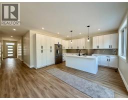 1814 Foxwood Trail, Windermere, BC V0B2L2 Photo 13