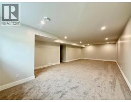 1814 Foxwood Trail, Windermere, BC V0B2L2 Photo 16