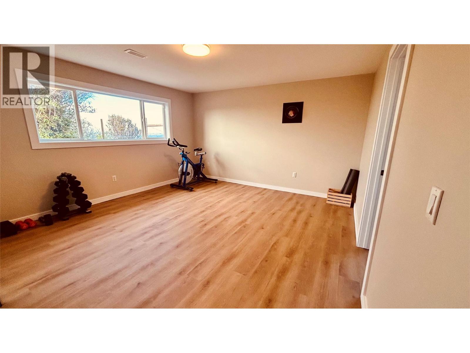 1037 Paradise Valley Subdivision, Dawson Creek