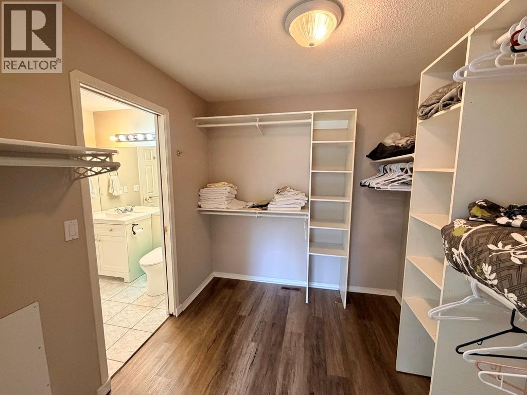 1037 Paradise Valley Subdivision, Dawson Creek