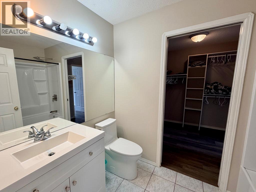 1037 Paradise Valley Subdivision, Dawson Creek