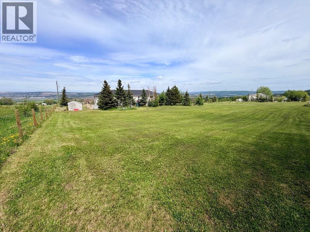 1037 Paradise Valley Subdivision, Dawson Creek