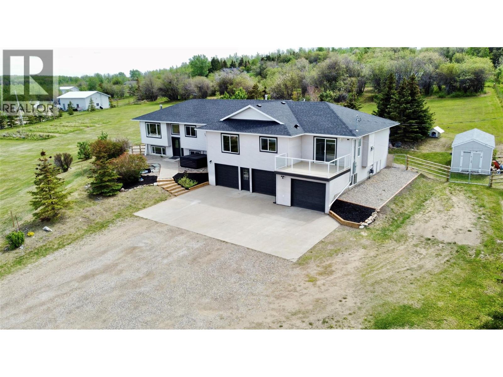 1037 Paradise Valley Subdivision, Dawson Creek