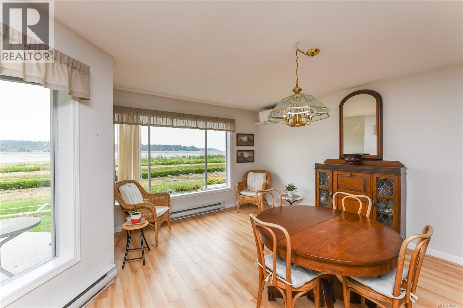 #104 2970 Cliffe Ave - 14