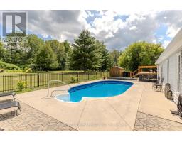 Kitchen - 406 Water Street, Bonnechere Valley, ON K0J1T0 Photo 7