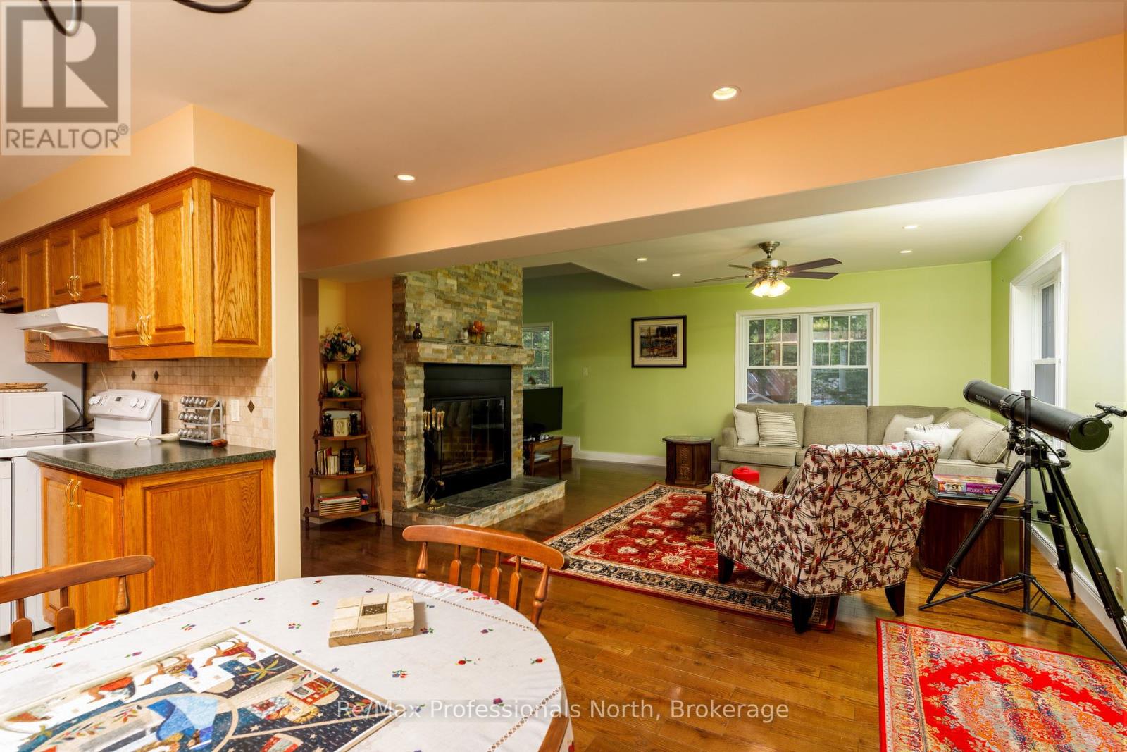 1003 HERON LANE - 16