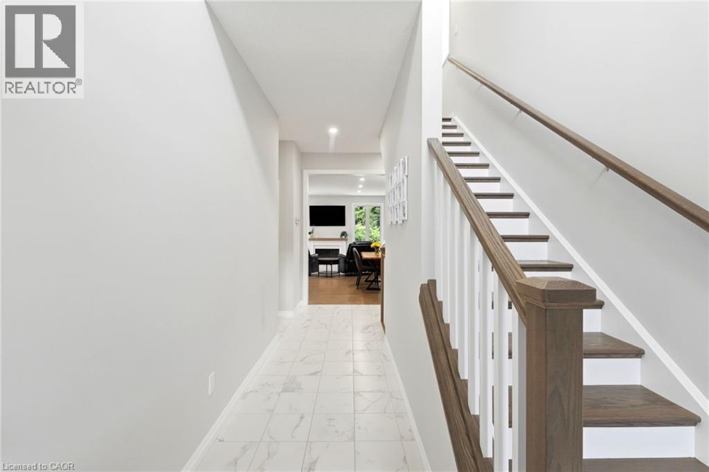 39 DUNNING Way - Image 4