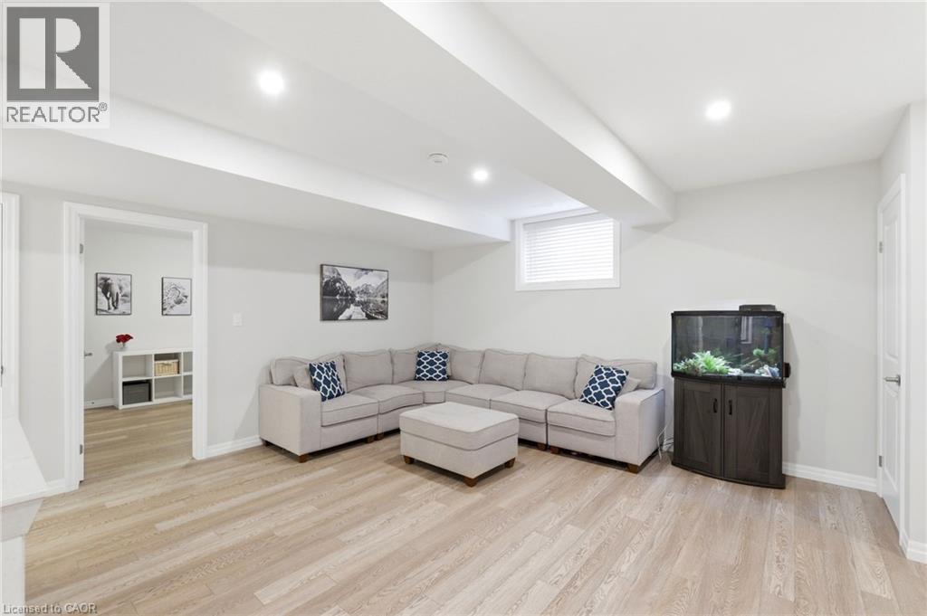 39 DUNNING Way - 33