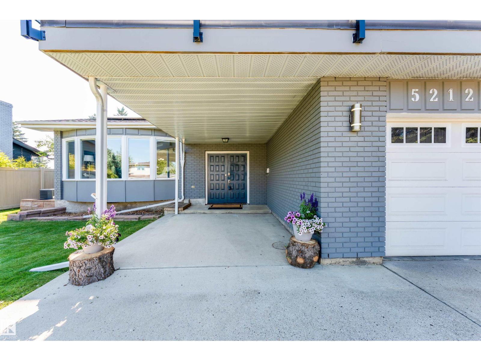 5212 142 St NW photo 2 — MLS® E4498650